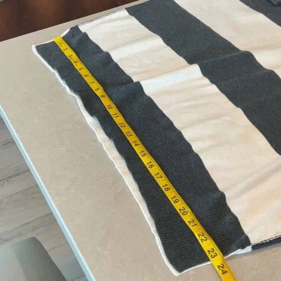 Free People Sweater - Picture 9 of 14